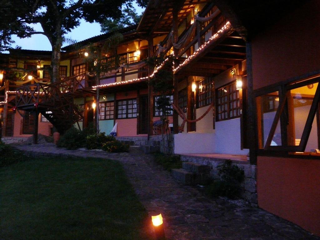 Pousada Villa Da Prainha Ilhabela Ngoại thất bức ảnh